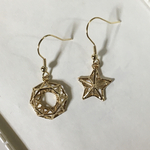 🎄クリスマス🎁gold  クリスマス　アシンメトリー ピアス