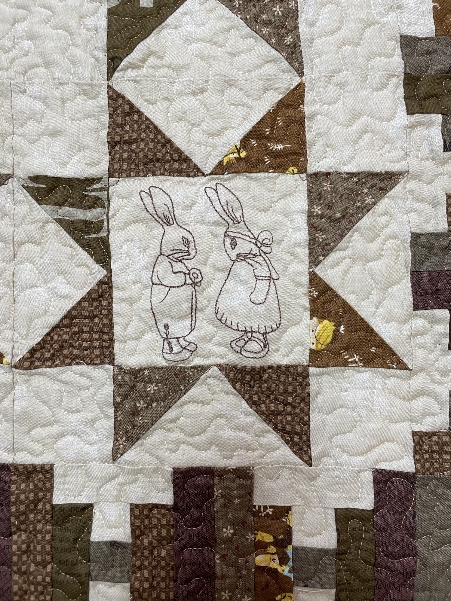 刺繍キルトのタペストリー - NOA工房 | minne 国内最大級の