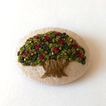 【再販】ＭＯＣＯの木 刺繍ブローチ りんごの木