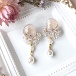 ✧︎ うるつや ピンクベージュの華やかピアス✧︎