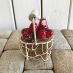 うさいちごさんカゴ盛り