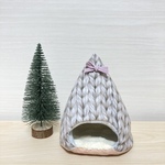 そらまめ様専用💗ハムスターのあったかテント　リボン付き⛺グレージュ　ニット柄　床ホワイト