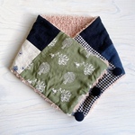 くるみボタンのあったかmixスヌード（刺繍木と鳥×ギンガム）