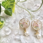 レジンとパールのピアス