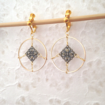 《♡10000記念300円均一SALE》丸い空間✴︎囚われた四角【イヤリング or ピアス】