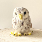福を呼ぶ♪エゾフクロウちゃんの雛 /羊毛フェルト　フクロウ　梟　野鳥　鳥　縁起　幸福　インテリア雑貨