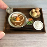 味噌煮込みうどん定食　漬物　ごはん　鈴カステラ　ミニチュアフード