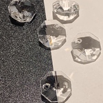 20個入り10mm2穴オクタゴンシャンデリアパーツ（クリア）