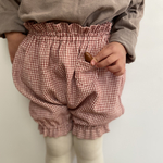 チェックのショートサルエルパンツ