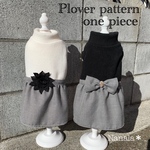 Nanala＊【小型犬】千鳥柄ワンピース♡ハイネック　リボン　立体刺繍　フリース　タートルネック　袖なし　女の子　スカート　犬服