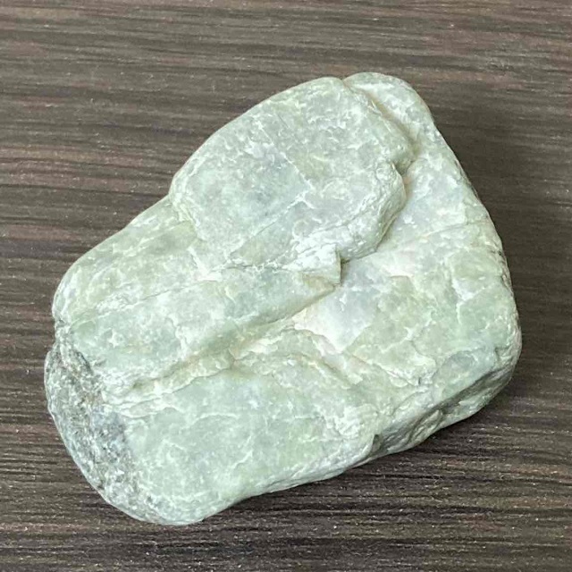 天照大御神 糸魚川翡翠勾玉付き
