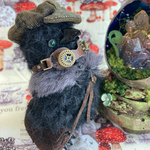 カラスのぬいぐるみ　緑（スモーキーアイ）