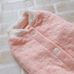 再販🌸 犬服M 雪柄キルト シェルピンク バックオープン(背中開き)✨送料無料✨