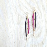 大人カラーフェザーのシルエット美人ピアスorイヤリング