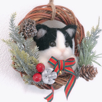 羊毛フェルト ハチワレ猫のクリスマスリース