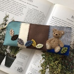 🧸felt  de  patchworkテディベアと葉っぱのペンケース🌱