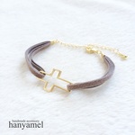 suede bracelet 〜 cross gray