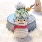 ニット帽かぶった雪だるまちゃん(革紐付)☃️
