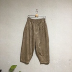 コーディロイ　魔法のバルーンパンツ