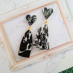 モノクロタッセルピアス
