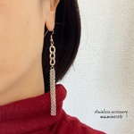 オールステンレス製 タッセル風ピアス