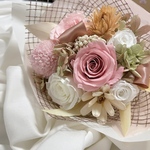 ピンクのミニ花束 プリザーブドフラワーのミニ花束