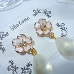 春・淡い桜と揺れるドロップパール・イヤリング・ピアス・しずく・花