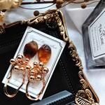 大ぶり ジャラジャラ イヤリング or ピアス(ブラウン)