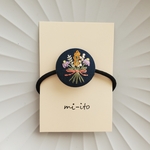 刺繍ヘアゴム🌷　no.737 　くるみボタン　💛送料無料💛　