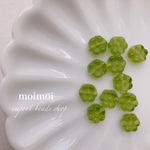 〈10個*No.1560〉Czech import オリーブグリーンフラワービーズ
