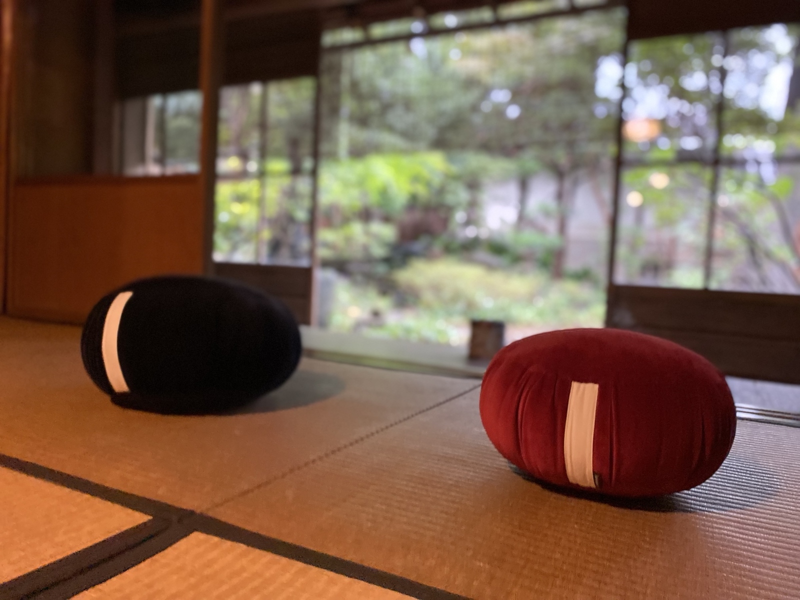 ビロード　坐蒲　ブラック　1.1尺