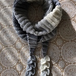 巻き方自由自在リーフマフラー