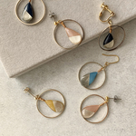 楕円×レトロカラー雫　bi-color ［超軽量］ピアス／イヤリング