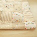 ふんわり軽いガーゼのペット用マット 39×47cm（パッチワークのカフェマット）
