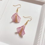 ミニベルフラワー♡くすみピンクのピアス・イヤリング