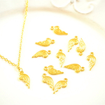 ¥300☆【20個セット】小さな天使の羽のゴールドチャーム