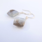 SALE14kgf  オパールのピアス
