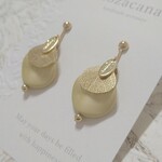 [1点限定!!]マットシャンパンゴールドのコインビーズイヤリング/ピアス