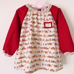 キッズスモック♪おしゃれなおうち街並み×クラシカルレッド 男女兼用