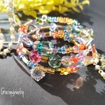 1月SALE品🌈虹カラーコイルブレスレット　天然石カラークォーツ　パールブレスレット付き　送料無料