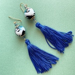 白狐×青い彼岸花  タッセルピアス