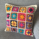 レトロポップ 毛糸のクッションカバー