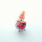 【受注制作】セキセイインコのあみぐるみバレンタインver.