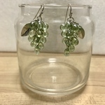 マスカットピアス　チェコビーズ
