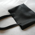 牛革 肩掛けトートバッグ ブラック