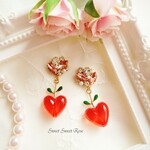 【再販】Bijou and Heart Apple♡　イヤリング/ピアス/ビジュー/ガラス/ハート/リンゴ/アップル/キラキラ/揺れる