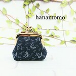 小銭入れに特化させたがま口  手のひらに収まるコロッとしたがま口             