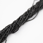 品番:BB-ブラック極細竹C 外径約1mm×長さ2mm 極細竹ビーズ 約1m分 ラッパビーズ ラウンド チューブビーズ  チェコ製 糸通しビーズ 