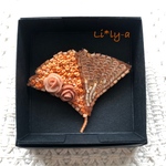 葉っぱブローチ⑥オートクチュールビーズ刺繍