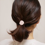 「 つつまれたひかり 」  ヘアゴム